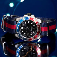 Thumbnail for VO107NS - AUTO VOYAGER SILVER / BLUE & RED / NATO BAND