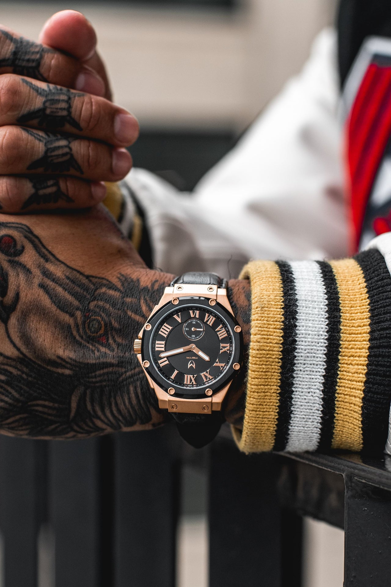 AU116SS- ULTRA ROSE GOLD / BLACK / SS BAND
