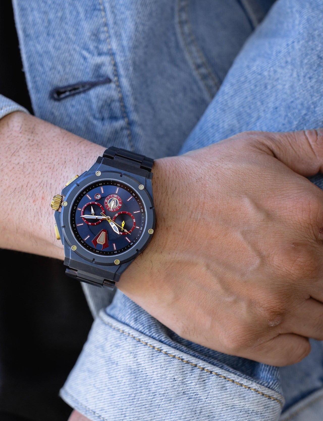 AM270MV - MARVEL VISION BLUE