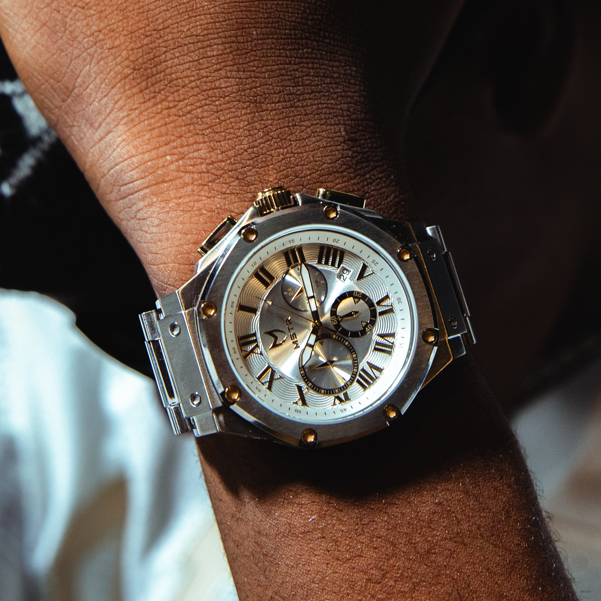 AM1045SS - AMBASSADOR SILVER & GOLD WATCH