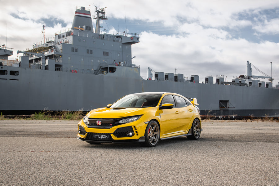 HPJ YELLOW TYPE R TEE - BLACK – MSTR